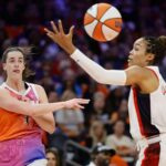 Naphesesa Collier #24 z Minnesota Lynx spravuje loptu proti Shakire Austinovi #0 z Washingtonských zákalov počas druhej polovice hry v oblasti Entertainment & Sports Arena 3. júna 2023 vo Washingtone, DC. - Zdroj: Getty