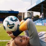 Hannah Hampton vstupuje na prvý významný turnaj ako prvý preferovaný brankár v Anglicku