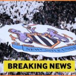 Eddie Howe so svojimi hráčmi Newcastle
