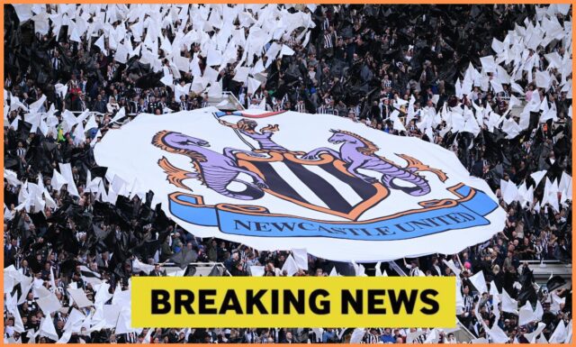 Eddie Howe so svojimi hráčmi Newcastle
