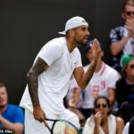 Nick Kyrgios zastrelil novú úlohu vo Wimbledone po BBC, ktorý padá