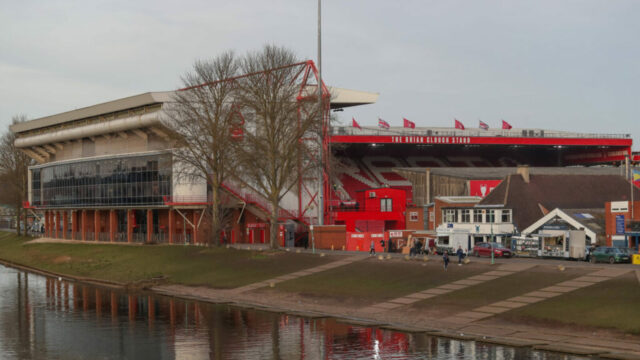 Nottingham Forest Stadium Resnovhantion najnovšie podrobnosti

