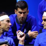 Novak Djokovic, Roger Federer a Rafael Nadal počas diskusie uznávajú „stratu“