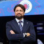 Nový manažér Rangers Russell Martin nemá čas stratiť tím Ibrox v revízii