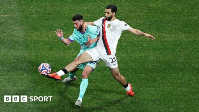 Rayan Ait-Nouri challenges the ball
