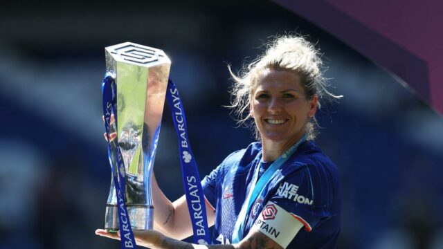 Obranca Anglicka Millie Bright sa odstúpi z posudzovania tímu eura


