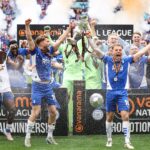Oldham obrátil svoje play-off bohatstvo okolo Wembley