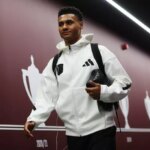 Ollie Watkins objasní polohu prenosu arzenálu na pozadí Viktor Gyokes a Benjamin Sesko posledný