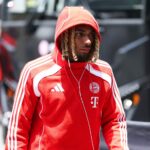Olympique Marseille Marrebeest v Saca Boey z Bayern Munice
