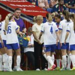 Hviezda Spojeného kráľovstva finančne prispieva, aby pomohla vašim blízkym hrať v Euro 2025.