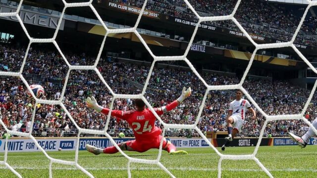 PSG Progress do 16. kola, eliminuje sudcov

