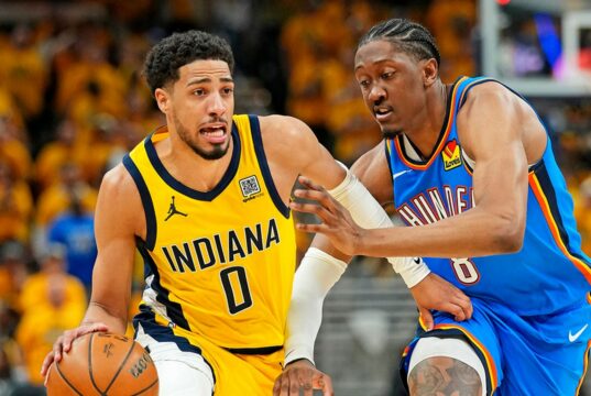 Pacers sa v 4. štvrťroku sťahujú od hromu, aby vyhral hru 3


