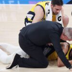 Pacers's Tyrese Haliburton vychádza z hry 7 so zranením pravého nohy