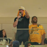 Pat McAfee brutálne vyplní ESPN, súper Stephen A. Smith, na rýchlu propagáciu počas hry Thunder-Pacers