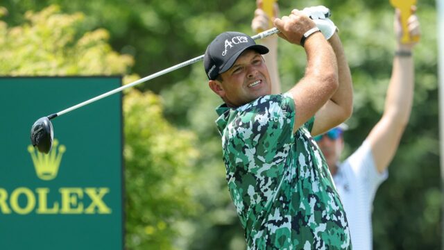 Patrick Reed sa dotýka vzácnych albatros na US Open, oslavovaný v histórii turnaja

