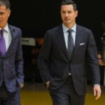 Pelinka a Row by mali byť v režime Dodgers v bezpečí ... zatiaľ