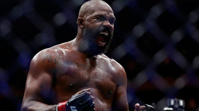Podporovateľ Donald Trump Jon Jones odchádza do dôchodku ako majster UFC v ťažkej váhe

