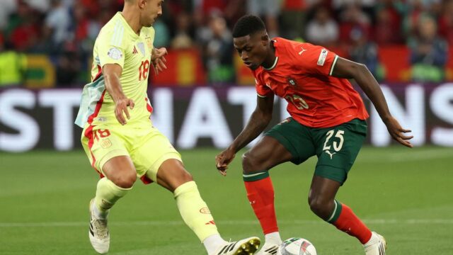 Portugalsko vs Španielsko Live-Galeria Final League UEFA Nations, PicturesZubi v reálnom čase

