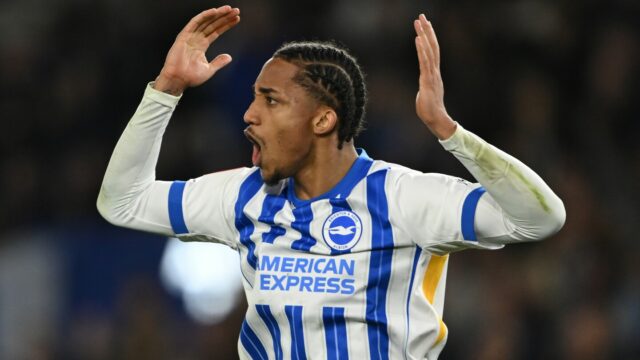 Prenos správ: Fofana do Chelsea; Joao Pedro do Newcastle, Chelsea

