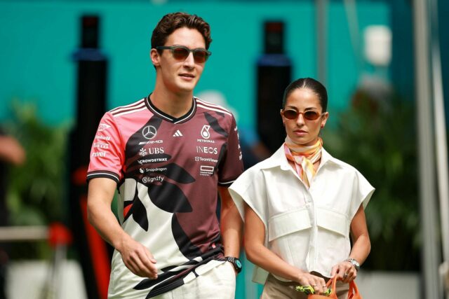 Priateľka Georga Russella Carmen Mundt opäť odfotila s Thibaut Courtoisom z Real Madrid a jeho partnerom. Obrázok: @CarmenMundt cez Instagram