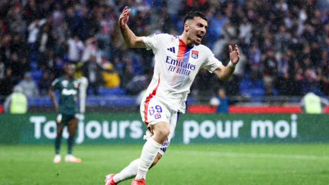 Produktívny gruzínsky strelec, ktorý priťahuje pozornosť Tottenham Hotspur; Finančná príležitosť pre Tottenhamu využiť výhody

