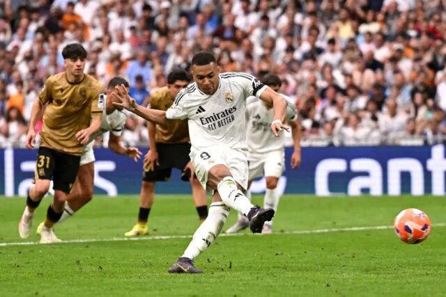 Real Madrid popiera dvoch hráčov za prvé vydania pre medzinárodnú službu

