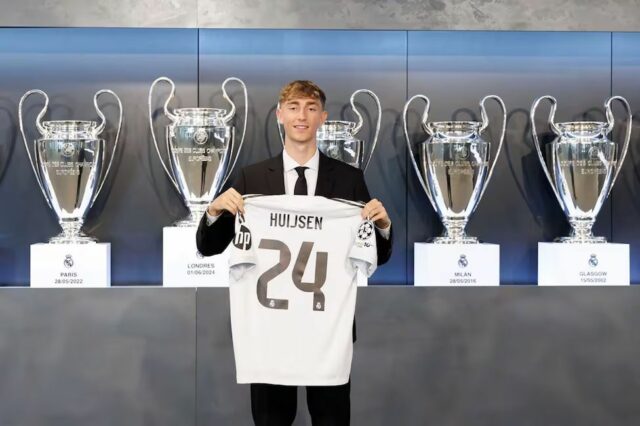Florentino Pérez a Dean Huijsen na Bernabeu