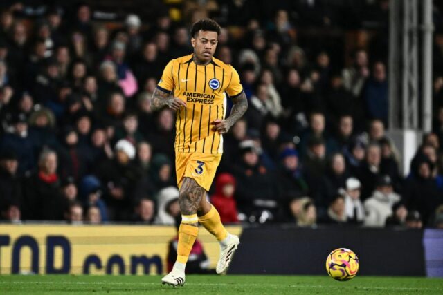 Real Sociedad pred súťažou Premier League pre obrancu Brighton

