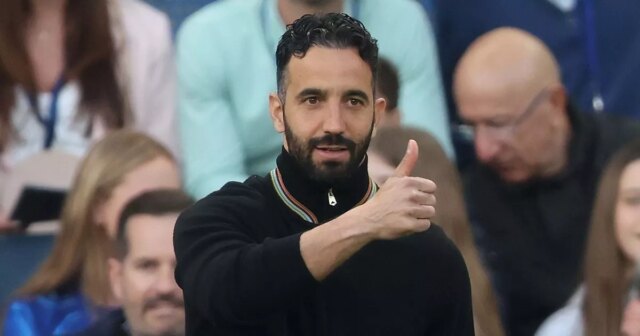 Rencontrez l'homme Utd `` Signature oublié '' de l'homme qui a été comparé à Wayne Rooney
