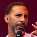 Rio Ferdinand Prenos správ pre Jacka Grealisha, keď sa zdá, že Kevin de Bruyne pomáha