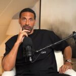 Rio Ferdinand oznámil, že poslal správu Brunovi Fernandesovi po tom, čo sa naučil portugalské rozhodnutie zostať v Man United.