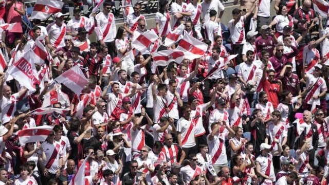 River Plate skóre 3 hlavičky, Urawa dominujte na majstrovstvách sveta v klube

