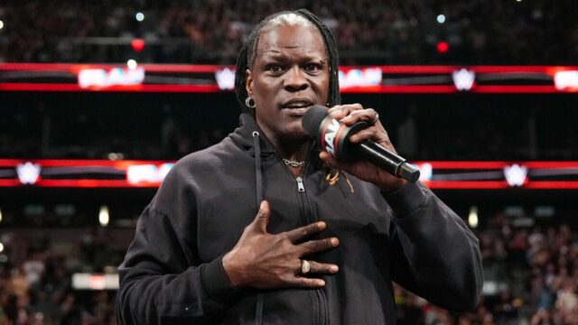 Ron Killings '(FKA R-Truth) sa snažil špinavý čas 

