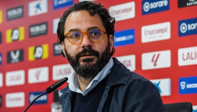 Seville stanovuje zoznam kariet manažérov a športových režisérov -

