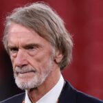 Sir Jim Ratcliffe augmente à nouveau les prix des billets de l'homme UTD alors que les fans frappent les dents des fans dans les dents '