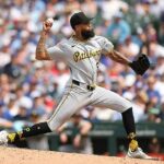 Pittsburgh pirátsky džbán medzi Dennisom Santanou a burza fanúšikov sa stala násilným
