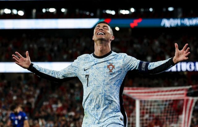 Španielsko Hviezdy chrbát Cristiano Ronaldo vyše 1000 gólov

