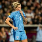 Millie Bright sa stala tretím hráčom vo Veľkej Británii, ktorý ich urobil nepoužiteľnými pre voľby.