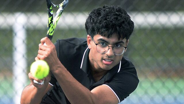 Springfield-Area High School Boys Tennis Play of Year Fan Anketa

