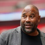 Bývalá legenda Anglicka John Barnes si v mediálnej spoločnosti požičala viac ako 1,5 milióna