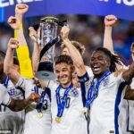 Anglicko porazilo do 21 rokov, päť -goal napätie vyhrať po sebe nasledujúce euro vo filme porazilo Nemecko