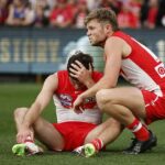 Brisbane Lions (na obrázku) v kladive v Sydney Swan v finále AFL AFL (na obrázku)