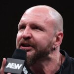 Top Star emituje ospravedlnenie; ukazuje, že AEW bol obmedzený na to, aby bol v rovnakej oblasti ako Jon Moxley
