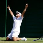 Zápasník Arthur Fery bol víťazom prvého dňa Wimbledona, keď porazil 20. semeno