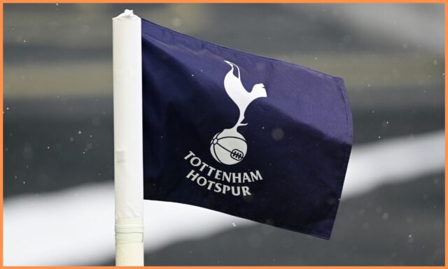 Tottenham a Arsenal zapojení do bitky podpísať Anthony Elanga

