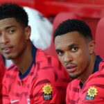 Trent Alexander-Arnold (vpravo) odhalil úlohu Jude Bellinghamovej (vľavo), aby sa presunul z Liverpoolu do Real Madrid, čoskoro bude zverejnený ako hráč Los Blancos