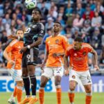 Tri rýchle galies zvyšujú Minnesotu nad Houston Dynamo
