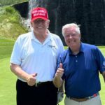 Trump Golfs s vodcami GOP, ako sú preteky Senátu, aby prešli Bill do 4. júla