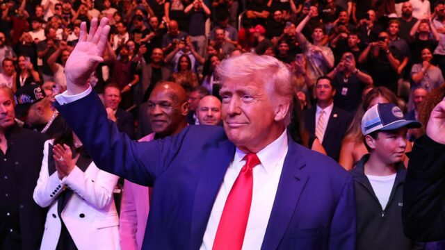 Trump dostáva búrlivé privítanie na UFC 316, zatiaľ čo Musk Feud pokračuje

