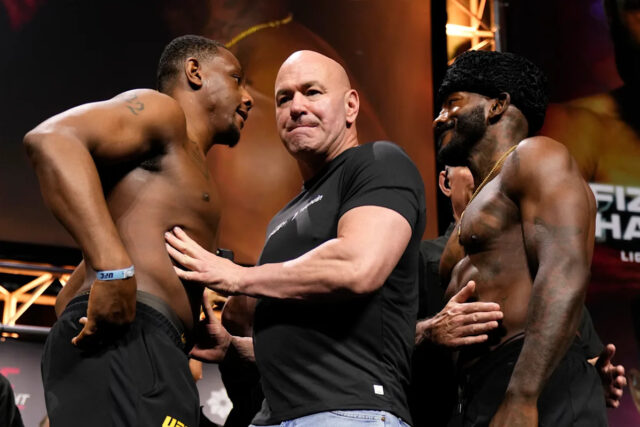 Salt Lake City, Utah - 5. októbra: (LR) Khalil Rountree Jr. Pikas Alex Pereira z Brazílie v Bitke UFC Lightweight Lawweight Champion počas podujatia UFC 307 v Centre Delta 5. októbra 2024 v Salt Lake City v Utahu. (Foto: Jeff Bottari/Zuffa LLC)